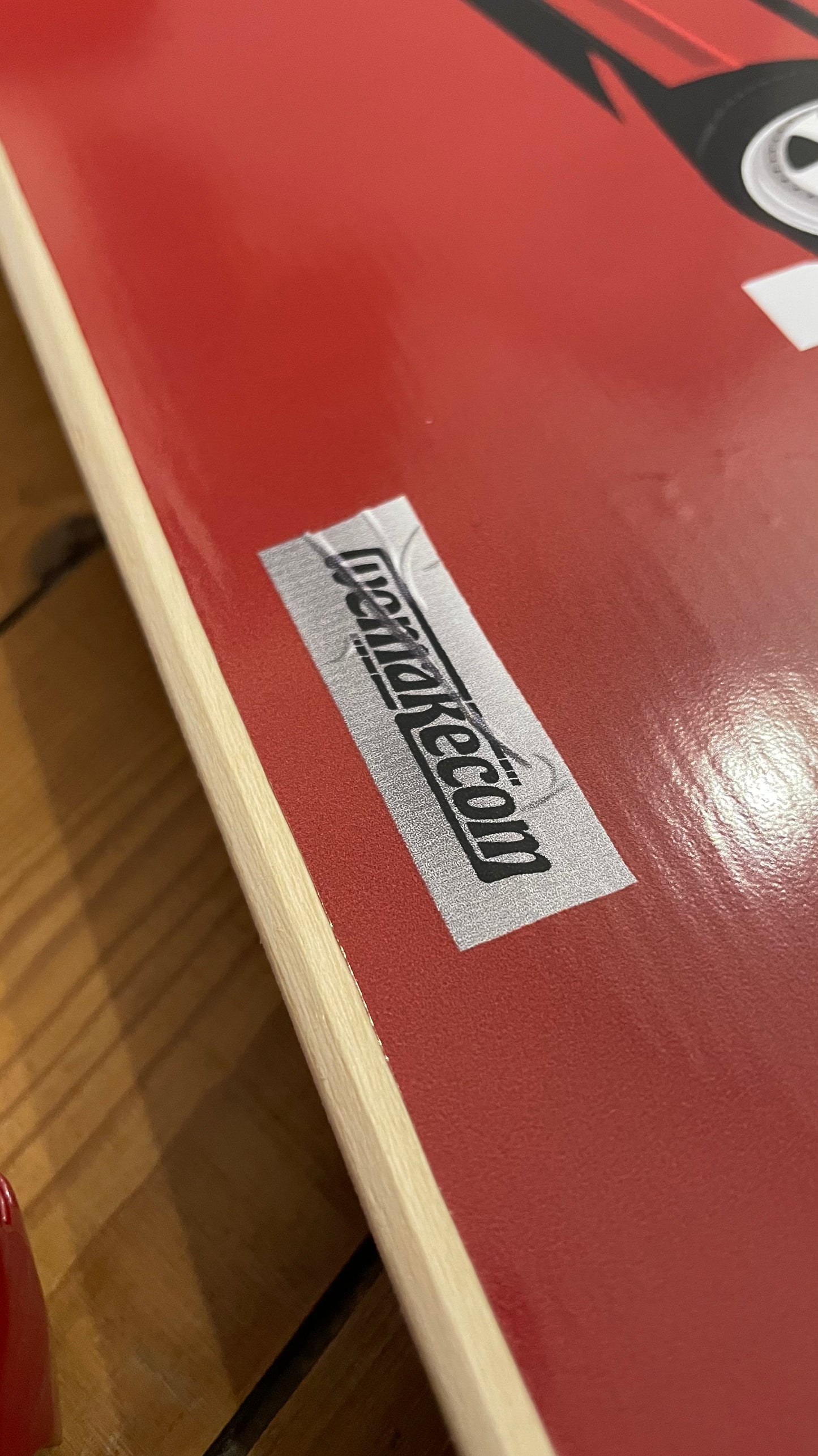 Planche de skate avec illustration personnalisée